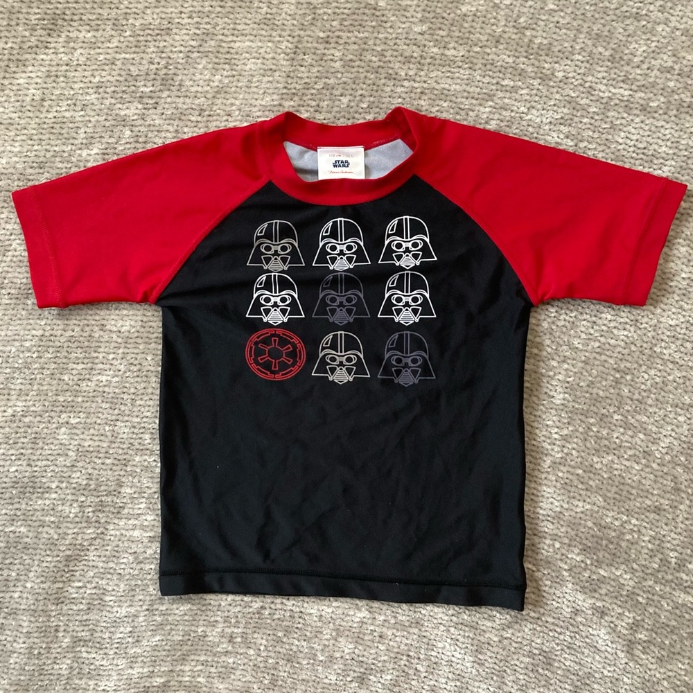 Star Wars Hanna Andersson Darth‎ Vader Rash Guard Tee Size 5 Beach Vacation